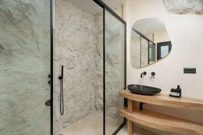 Portara Superior Suites with Sea View & Hot Tub